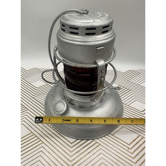 Early Edition Antique Dietz Traffic Gard Red Lantern Warsaw NY Vintage - Picture 6 of 7